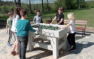 Przerwy na podwórku (1)